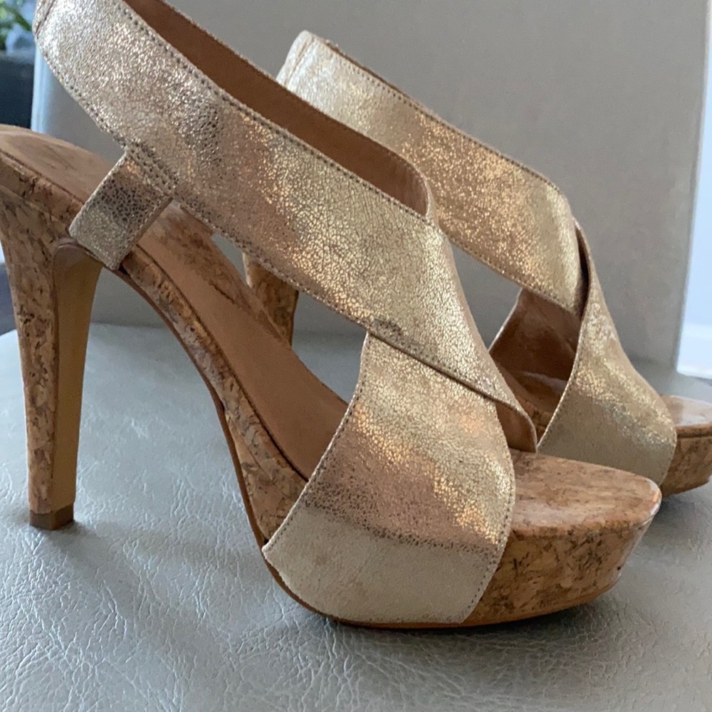 Diane von Furstenberg Gold metallic sandals